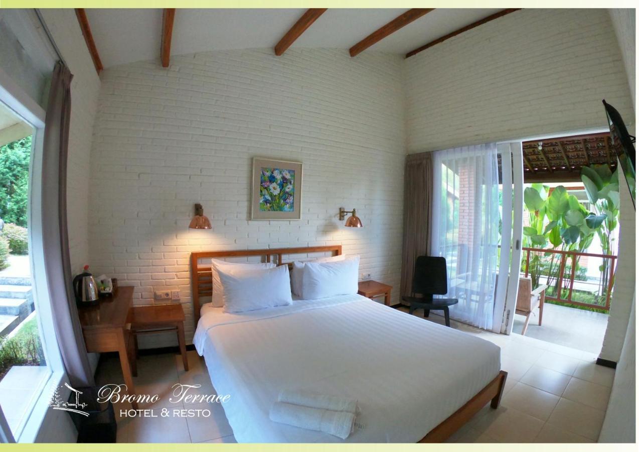 Bromo Terrace Hotel Exterior foto